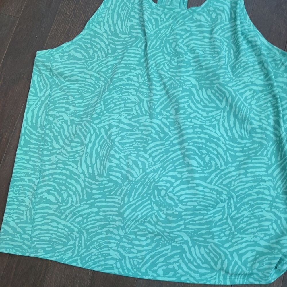 Athleta Brand Ultimate Train Tank~Turqoise Patterned - Picture 2 of 5